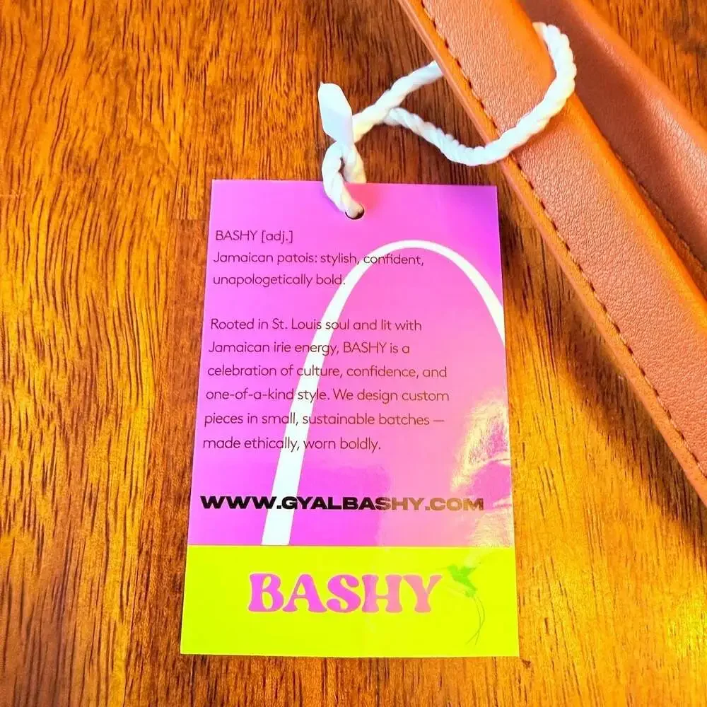 Gyal Bashy Everyday‎ Escape Packable Tote, Natural, O/S - Picture 5 of 8